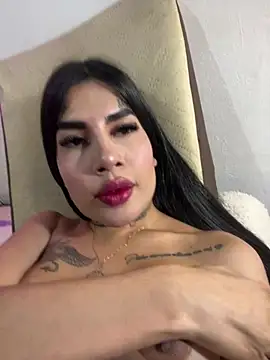 Snapshot of saragill323 chatting on February 16, 2025, 2:09 am saragill323 online show from February 16, 2025, 2:09 am