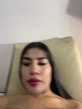 Snapshot of saragill323 chatting on February 22, 2025, 7:14 pm saragill323 online show from February 22, 2025, 7:14 pm