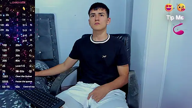 Jacobb Lee online show from November 4, 2025, 9:14 pm