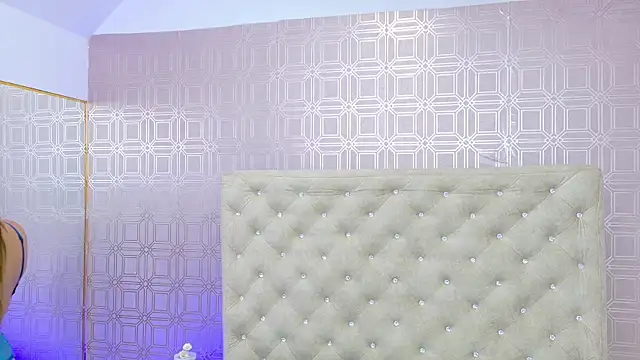 Sara Desire online show from September 20, 2025, 12:17 pm