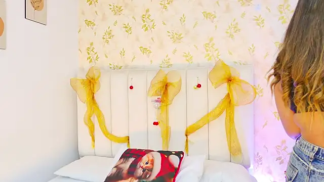 Sara Desire online show from January 6, 2026, 12:20 pm