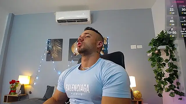 JeremyLowe online show from December 24, 2024, 4:51 pm