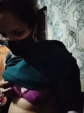 Snapshot of Hot-rubina chatting on February 18, 2026, 12:50 am Hot-rubina online show from February 18, 2026, 12:50 am