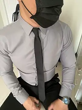 harrylouis1357 online show from March 9, 2025, 4:05 am