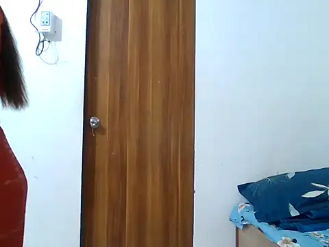 Snapshot of sparkling_queen chatting on March 6, 2025, 5:24 am sparkling queen online show from March 6, 2025, 5:24 am