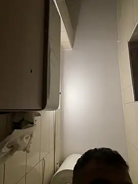 Antreas22 online show from April 25, 2026, 4:04 am