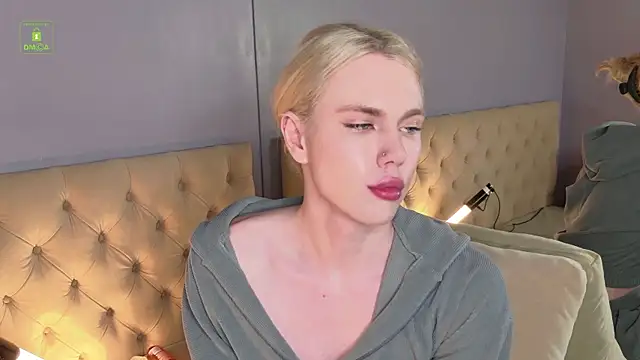 DanielPaige  online show from January 22, 2025, 7:13 pm