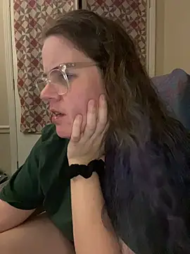 velvetta  online show from November 23, 2025, 10:37 am