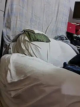 josehot151515 online show from February 24, 2026, 2:04 pm