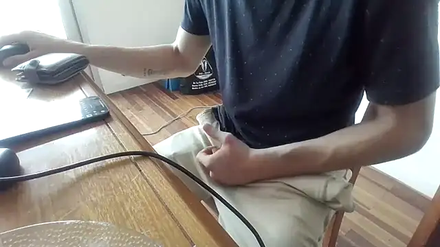 nicolaaaaas online show from February 27, 2025, 9:58 pm