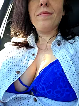 lovewildguy1 online show from March 21, 2025, 12:39 pm