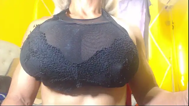 DanielaMuscleTS online show from January 9, 2025, 7:50 pm