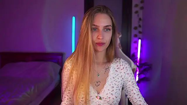 Kamila icee online show from September 13, 2025, 6:29 pm