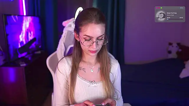 Kamila icee online show from November 14, 2025, 10:29 pm