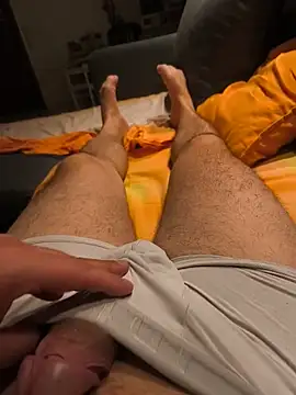 onbifeet online show from July 11, 2026, 9:49 pm