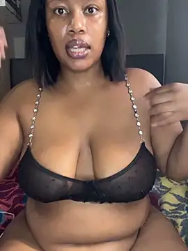 MimiCurves online show from February 2, 2026, 11:53 am