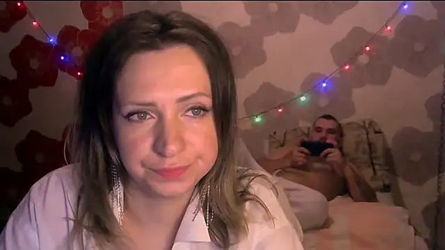 Snapshot of John_Daenerys chatting on November 7, 2025, 9:04 pm John Daenerys online show from November 7, 2025, 9:04 pm