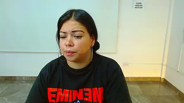 martinna tay online show from March 17, 2025, 9:22 am