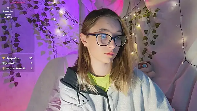 monlight  dana online show from December 2, 2024, 2:30 pm