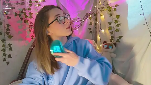 monlight  dana online show from December 9, 2024, 9:39 am