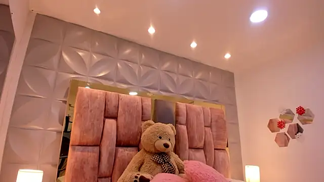 Charlotte Ice1 online show from March 28, 2026, 1:33 pm