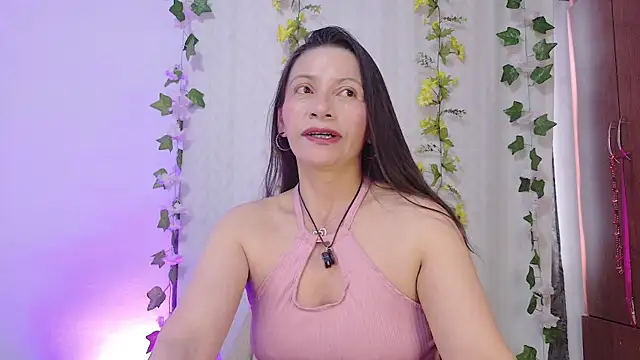 cattaleya1476 online show from July 21, 2026, 7:27 pm