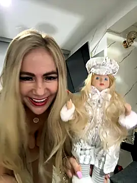 LARIANA RIVERA23 online show from December 4, 2025, 5:06 am