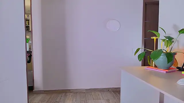 Miarouss3 online show from March 19, 2025, 12:01 pm