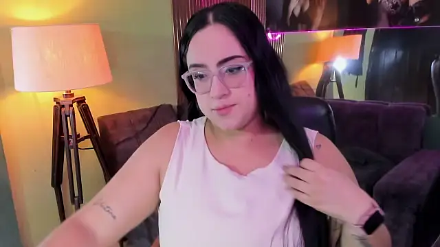 Sofiia davis23 online show from January 17, 2026, 1:16 pm