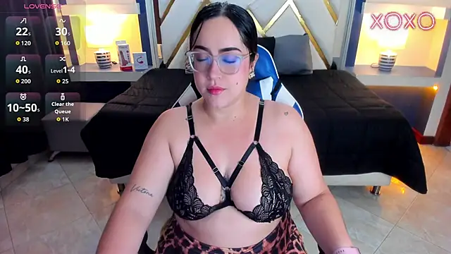 Sofiia davis23 online show from March 26, 2026, 1:28 pm