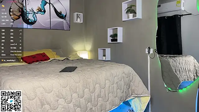 wendy alejo1712 online show from April 17, 2026, 12:35 am