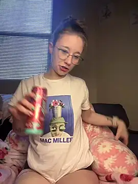 sage  marie online show from March 17, 2025, 12:25 pm