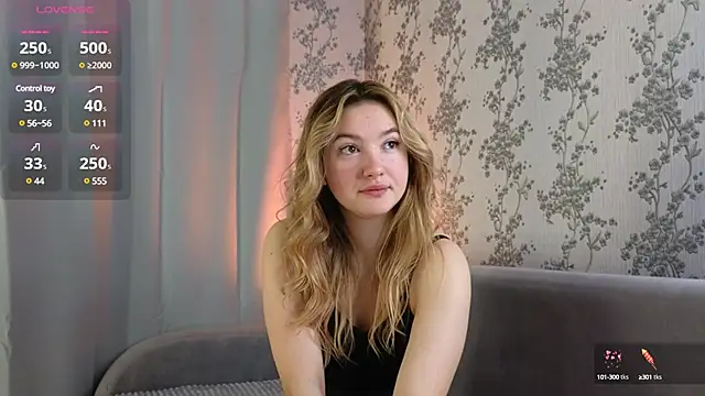 Snapshot of flawless_angell chatting on December 20, 2024, 12:52 am flawless angell online show from December 20, 2024, 12:52 am