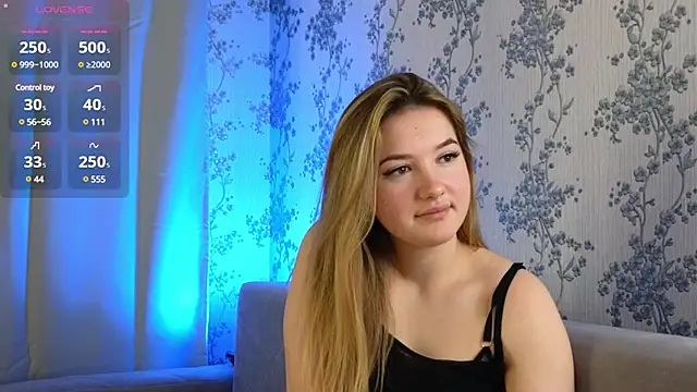 Snapshot of flawless_angell chatting on December 28, 2024, 10:55 pm flawless angell online show from December 28, 2024, 10:55 pm