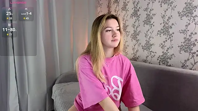 Snapshot of flawless_angell chatting on January 16, 2025, 7:31 pm flawless angell online show from January 16, 2025, 7:31 pm