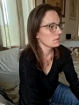 SpiceLea online show from January 30, 2025, 3:08 pm