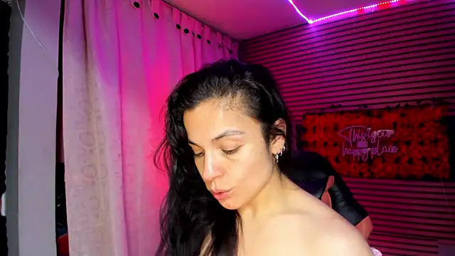 Snapshot of rosse_2504 chatting on September 30, 2025, 4:56 pm rosse 2504 online show from September 30, 2025, 4:56 pm