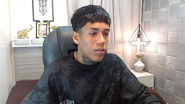 Alan Cute18 online show from February 25, 2026, 12:48 pm