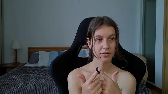 VanessaBayer2 online show from March 8, 2025, 4:45 am