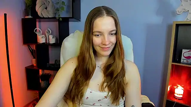 kenzie x online show from March 10, 2025, 11:53 am