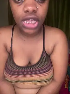 nur lin online show from February 17, 2025, 5:25 am