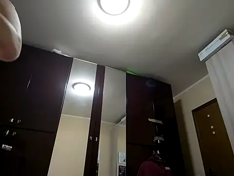 Snapshot of Francilush03 chatting on February 16, 2025, 4:53 pm Francilush03 online show from February 16, 2025, 4:53 pm