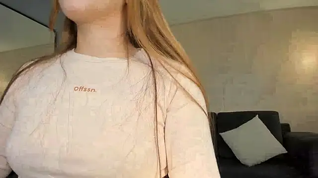 CarolineGraceX online show from December 11, 2024, 3:02 am