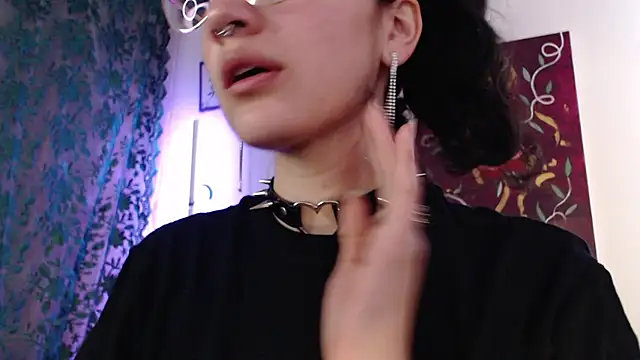 Tanya WorldBondage online show from March 21, 2025, 3:02 pm