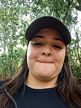 Liancy online show from February 26, 2025, 7:38 pm