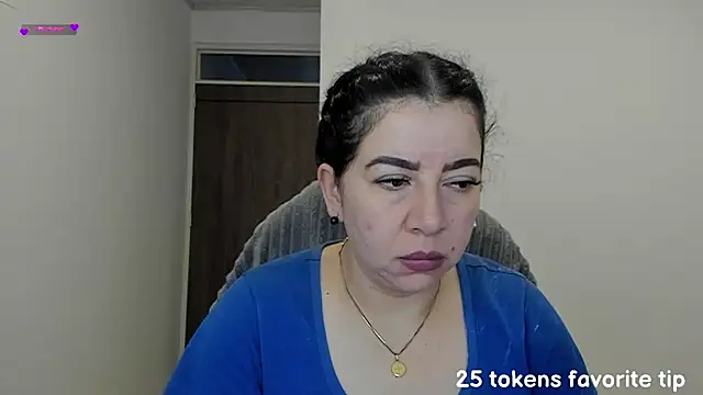 Snapshot of Im_coco chatting on January 9, 2025, 11:25 am Im coco online show from January 9, 2025, 11:25 am
