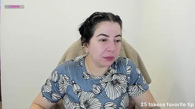 Snapshot of Im_coco chatting on January 23, 2025, 2:07 pm Im coco online show from January 23, 2025, 2:07 pm