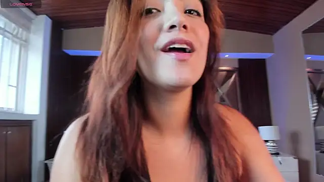 IsabellaaJoness online show from October 16, 2025, 12:17 pm