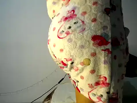 Snapshot of paty_suarez chatting on December 4, 2024, 2:20 am paty suarez online show from December 4, 2024, 2:20 am