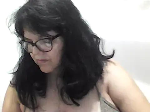 Snapshot of kassandra02 chatting on January 3, 2025, 1:58 pm kassandra02 online show from January 3, 2025, 1:58 pm